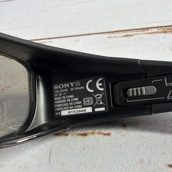 Sony TDG-BR100 3D Glasses – Active Shutter Rechargeable Tested - Picture 3 of 6